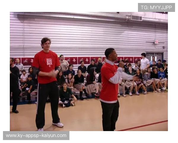 休斯顿火箭队训练营的最新动态和训练内容